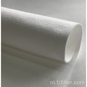 Polyester naaldvilt media